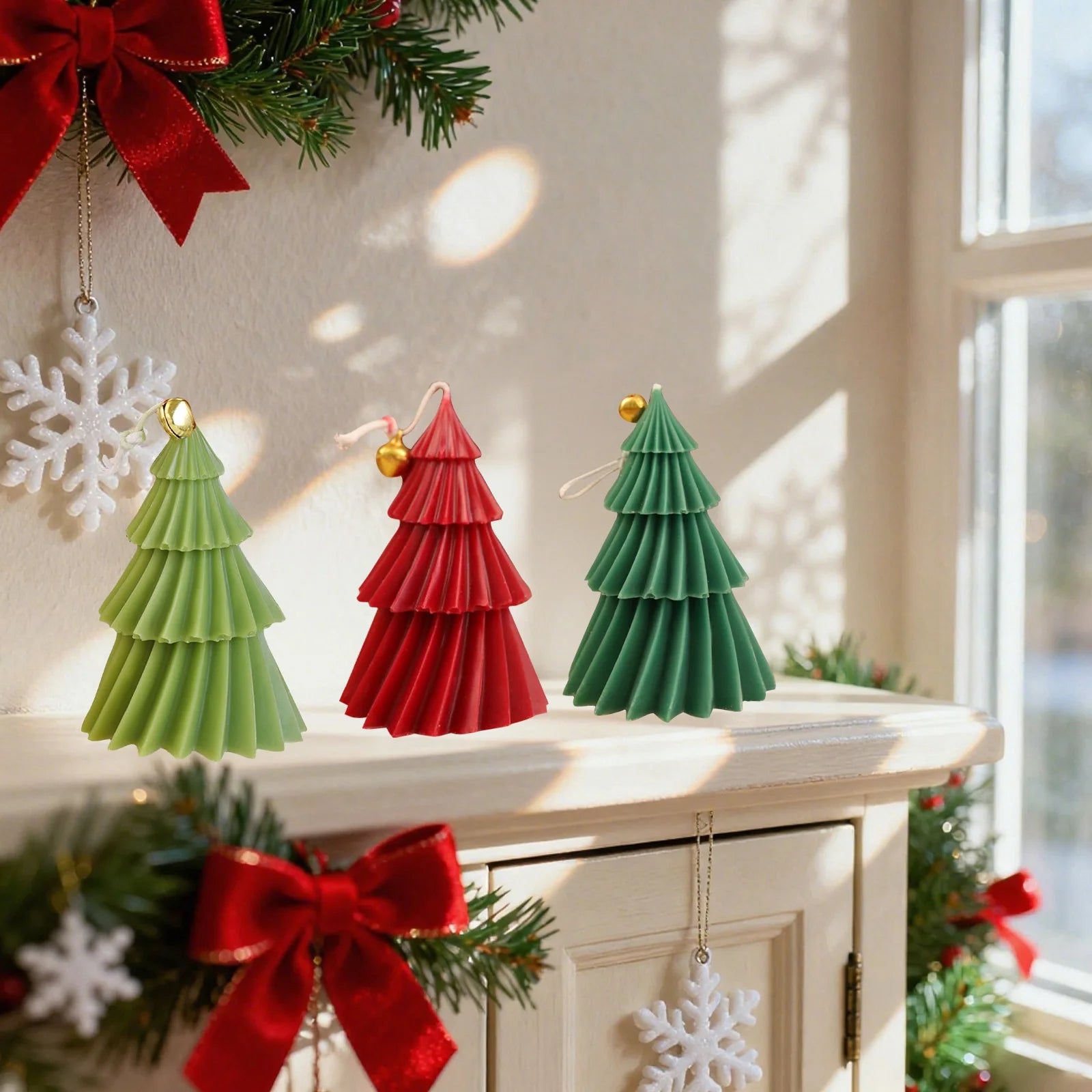 Świeczka ozdobna CHOINKA (KOLORY)